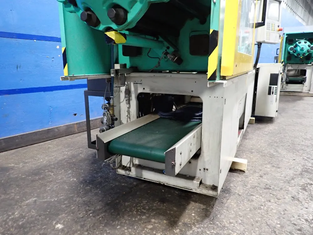 Arburg 1000 Kn Injection Molder - 420c 1000 290