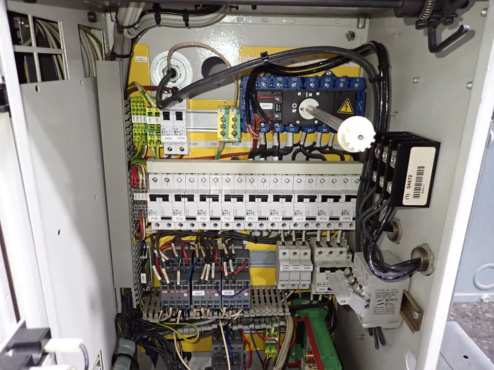 Arburg 1000 Kn Injection Molder - 420c 1000 290
