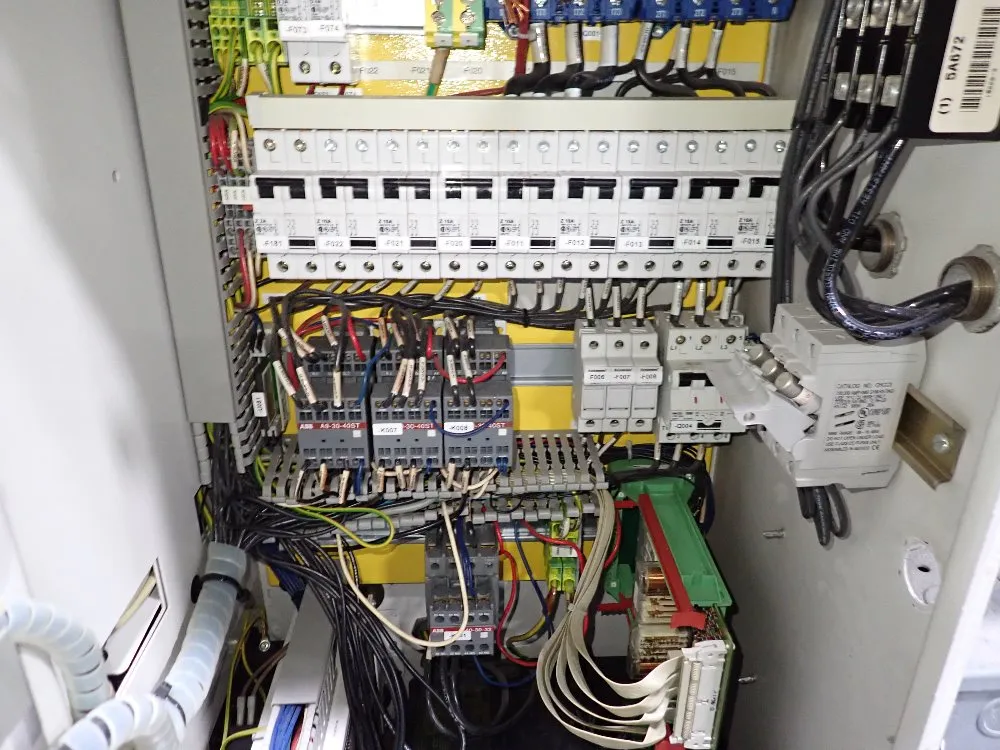 Arburg 1000 Kn Injection Molder - 420c 1000 290