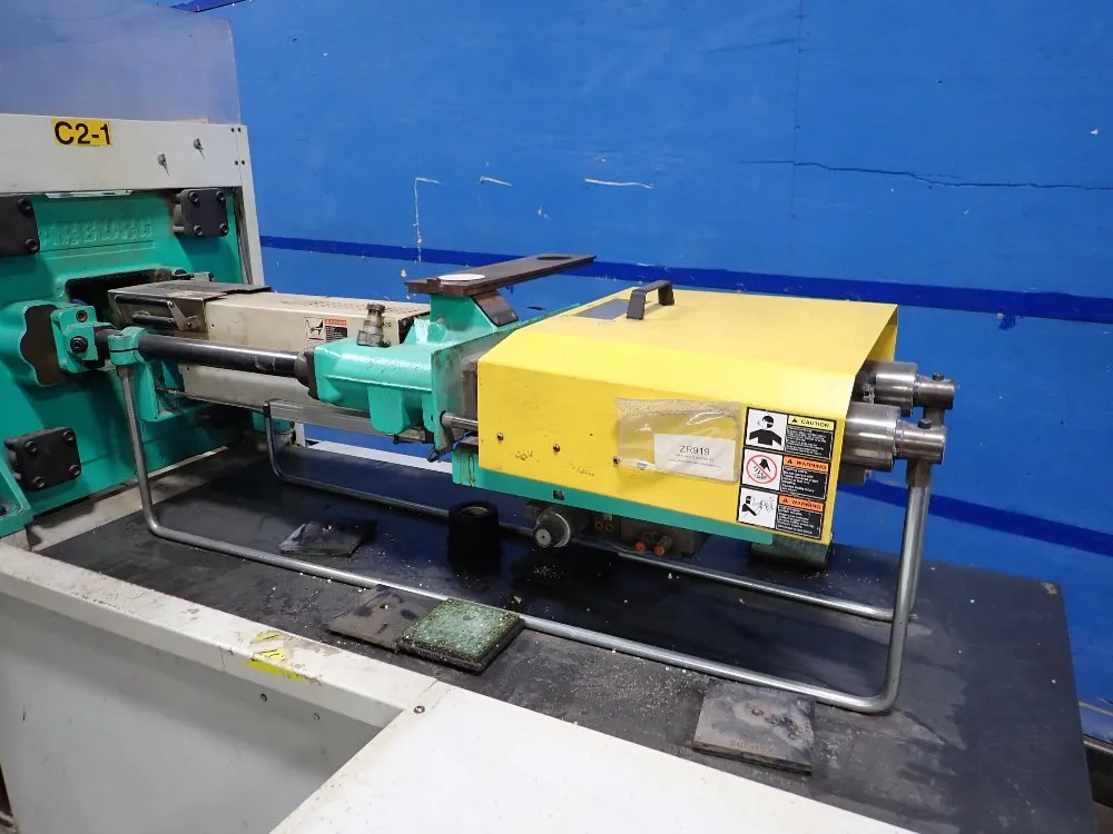 Arburg 1000 Kn Injection Molder - 420c 1000 290