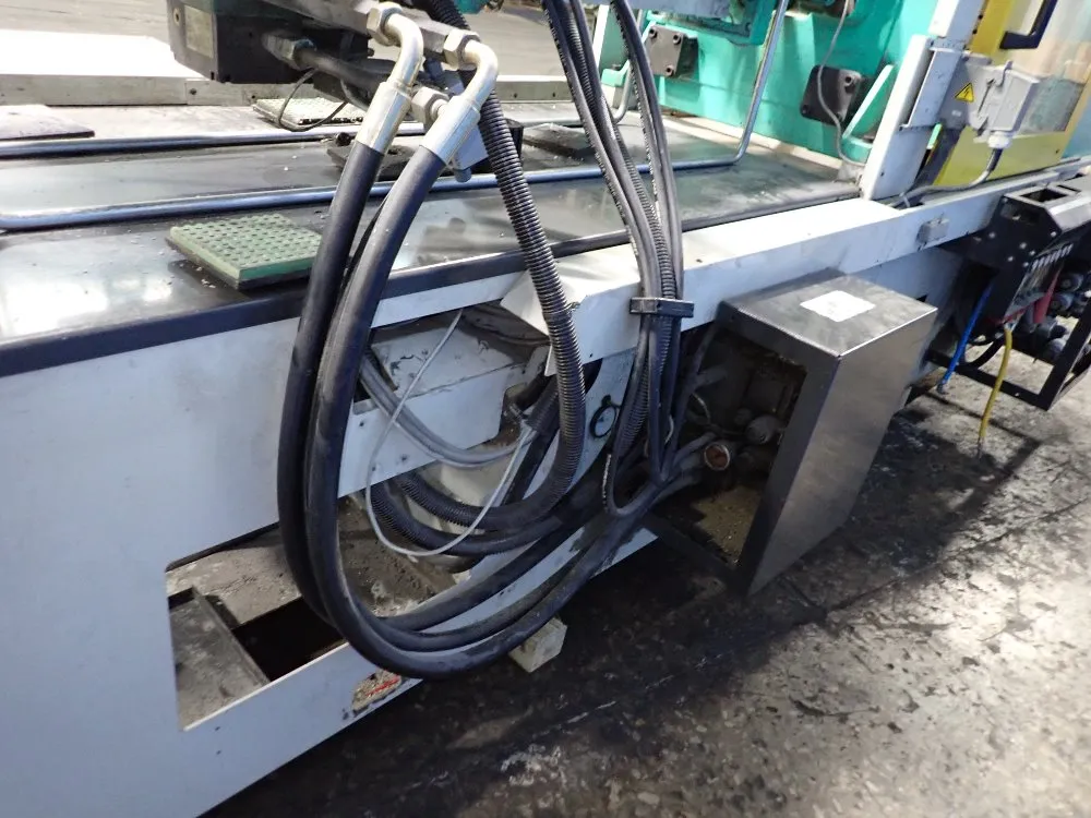 Arburg 1000 Kn Injection Molder - 420c 1000 290
