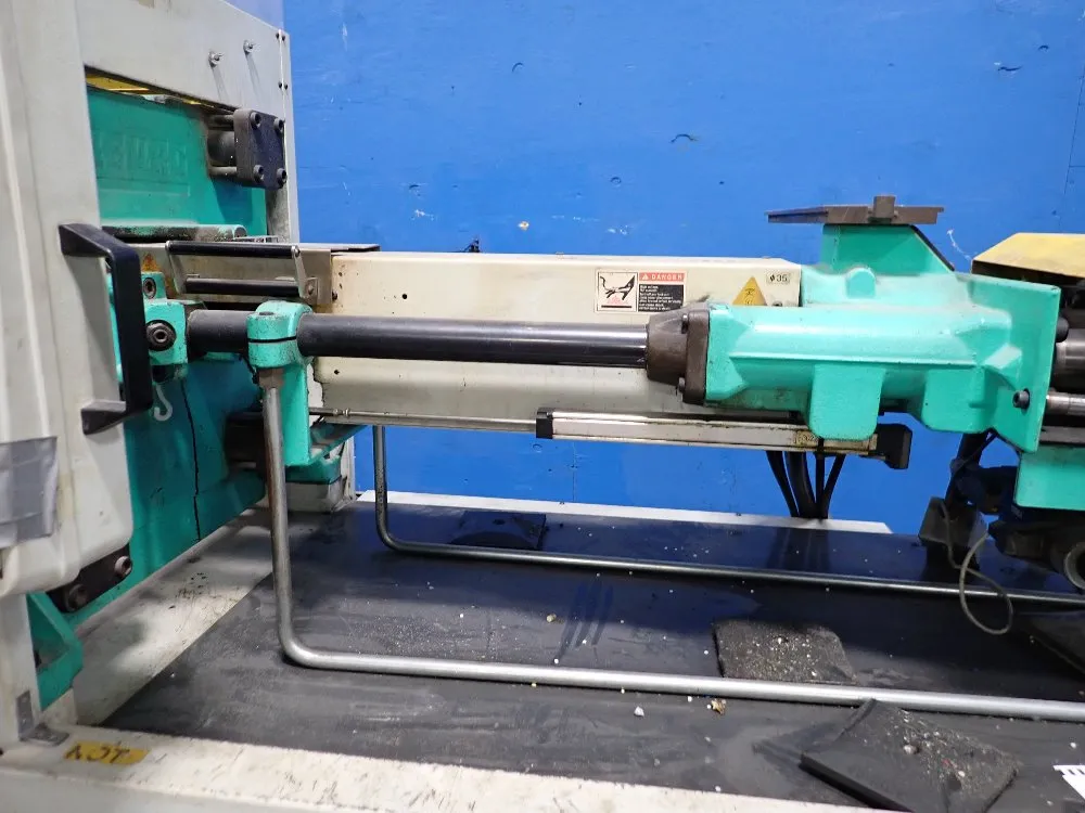 Arburg 1000 Kn Injection Molder - 420c 1000 290