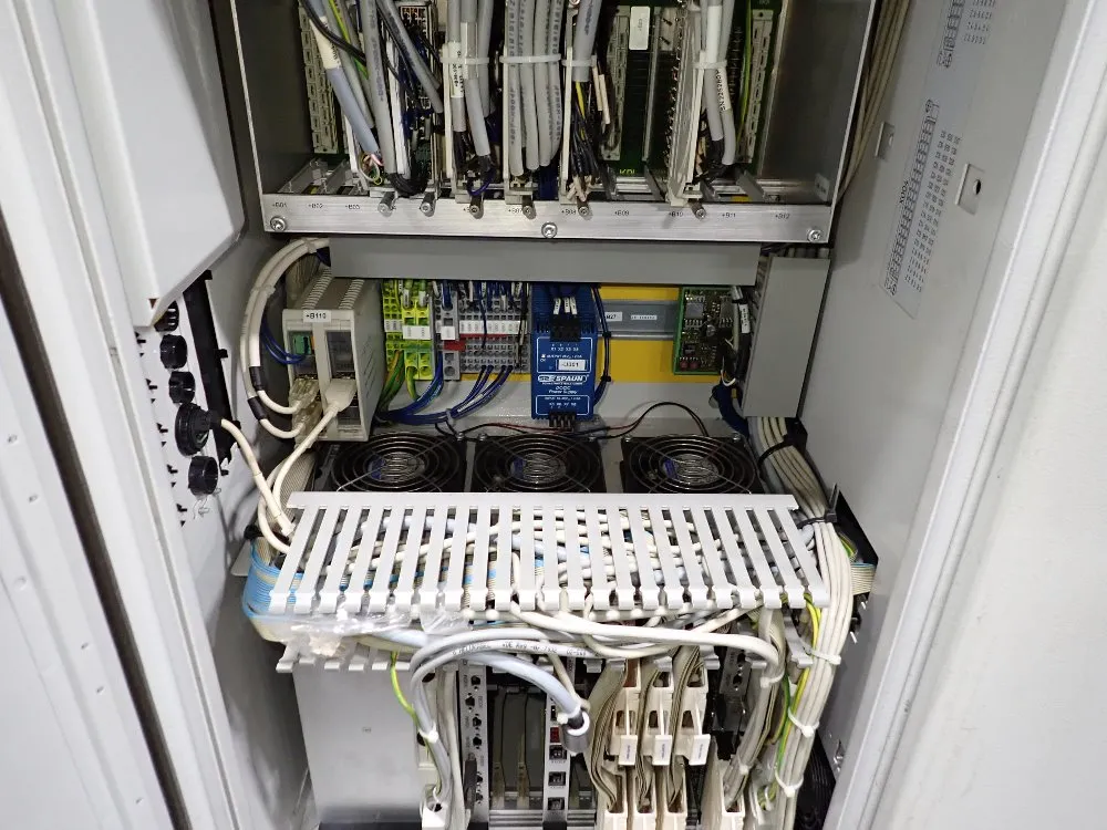 Arburg 1000 Kn Injection Molder - 420c 1000 290