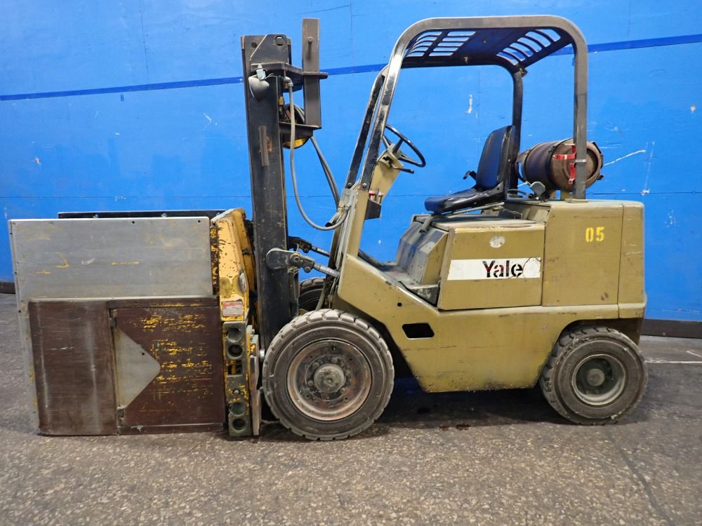 Yale 5000 Lbs Gp-050-sanfbs-086 Propane Lift W/cascade Clamp Attachment - Gp-050-sanfbs-086