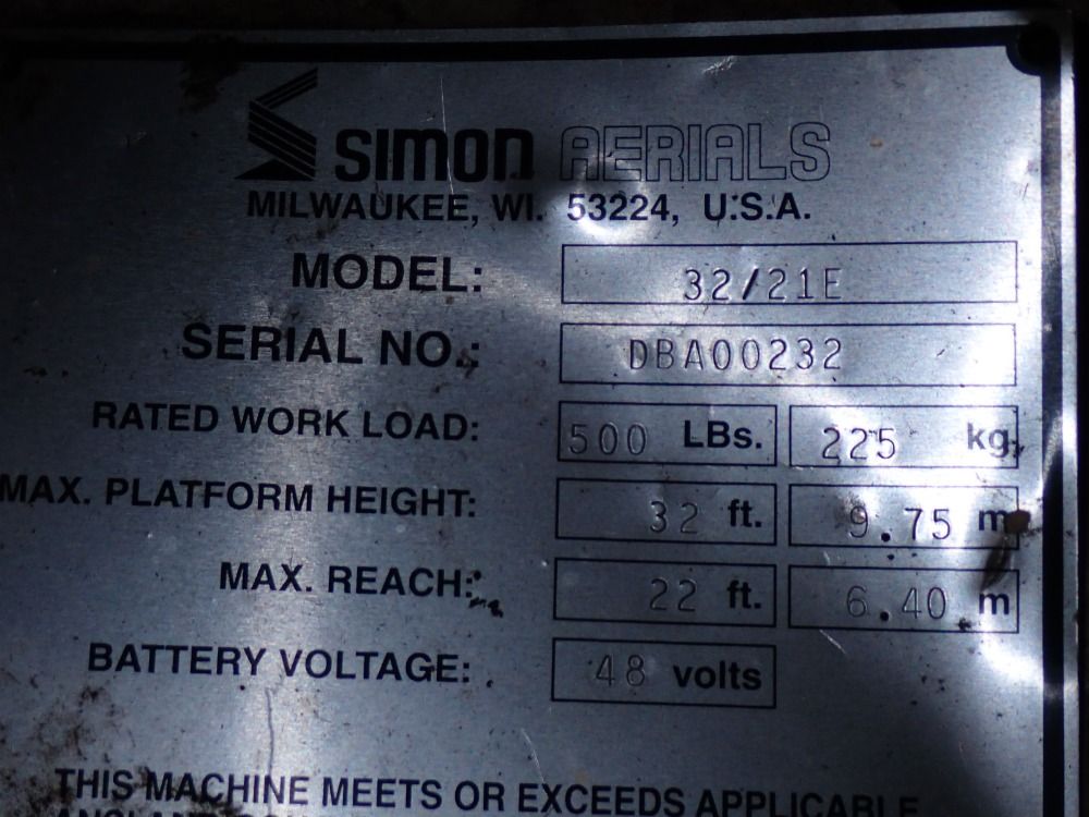 Simon 22' Reach/32' Platform Height 32/21e Boom Lift - 32/21e