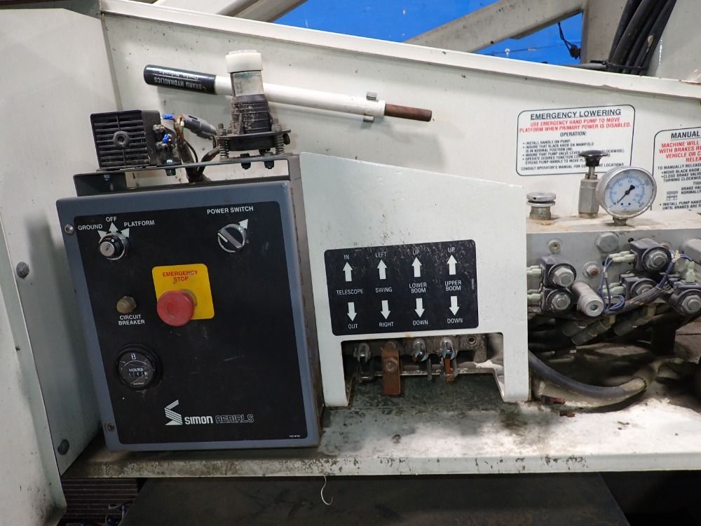 Simon 22' Reach/32' Platform Height 32/21e Boom Lift - 32/21e