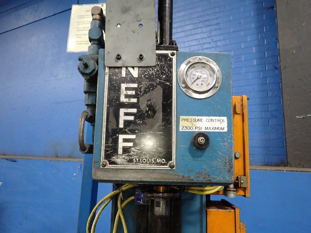 Neff Mfg 2 Ton 1985 Neff Mfg P8462 Hydraulic Press - P8462