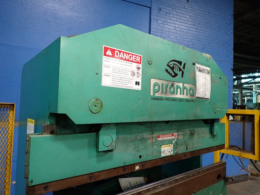 Piranha 35 Ton X 6' 35 Ton Press Brake