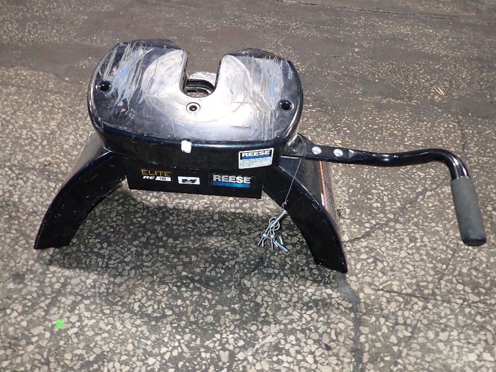 Reese 5th Wheel Hitch