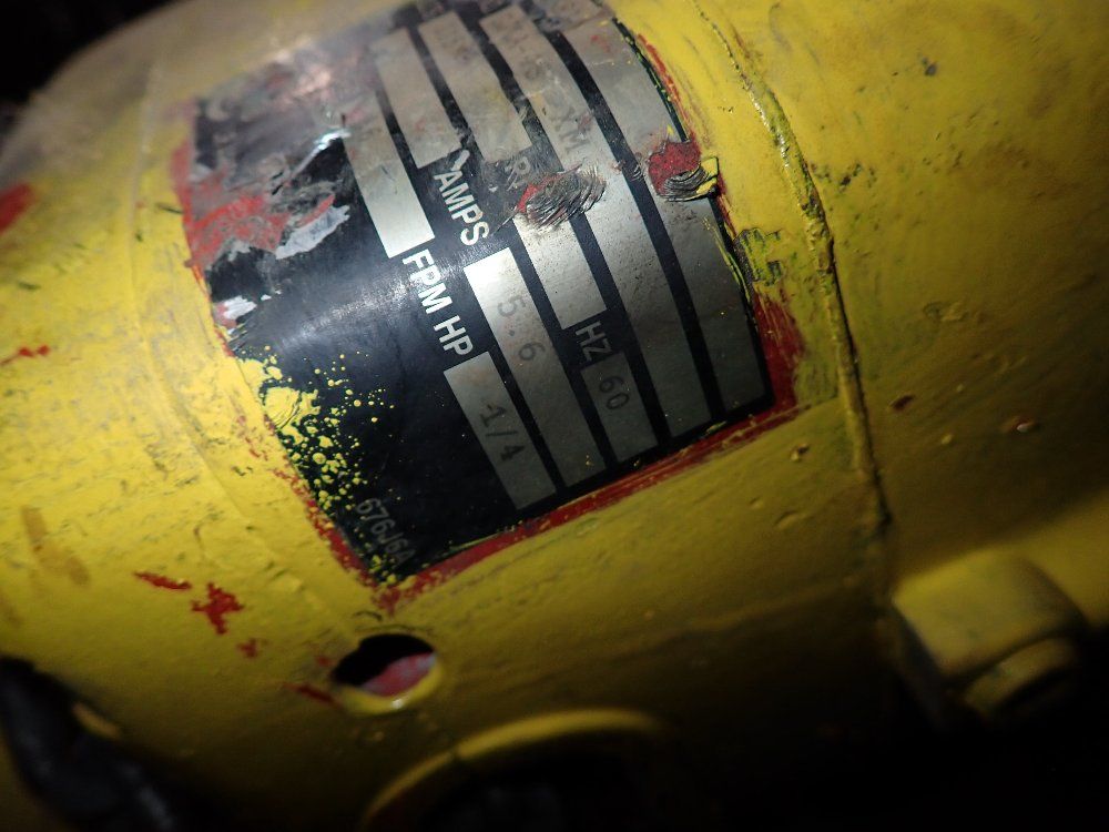 Dayton 1/4 Ton Electric Chain Hoist - 3kr1