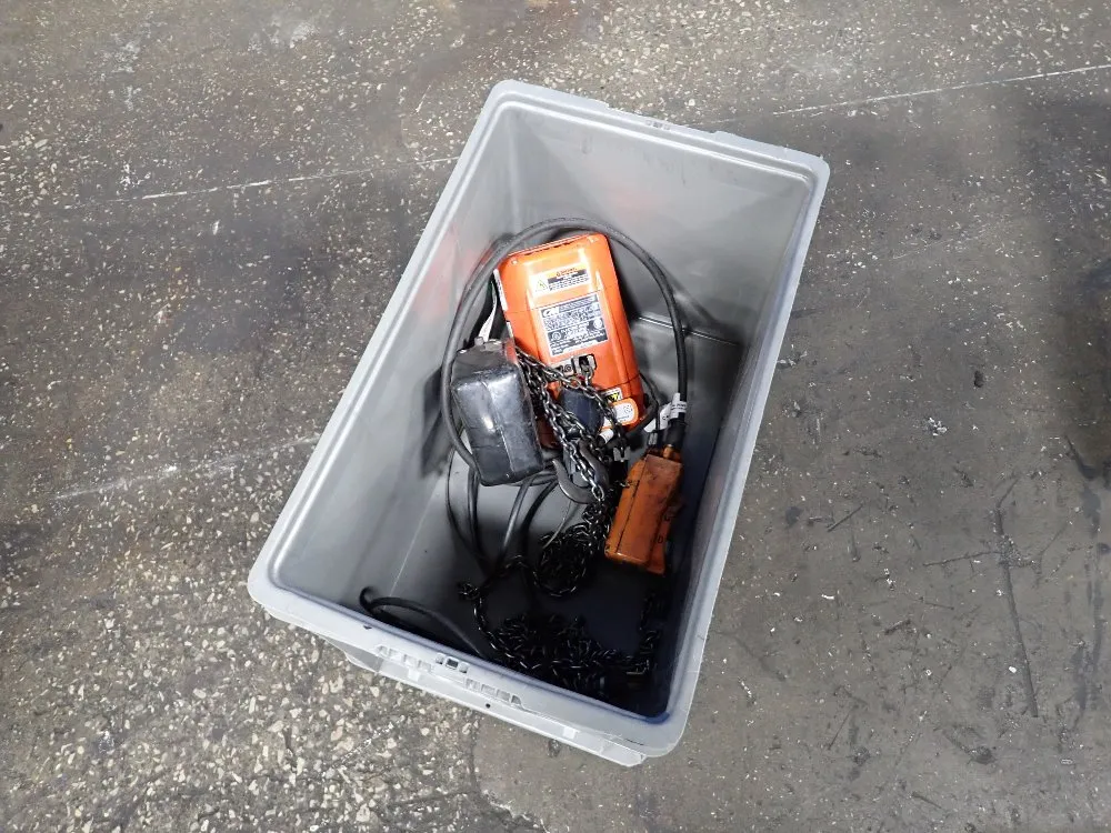 ELECTRIC CHAIN HOIST