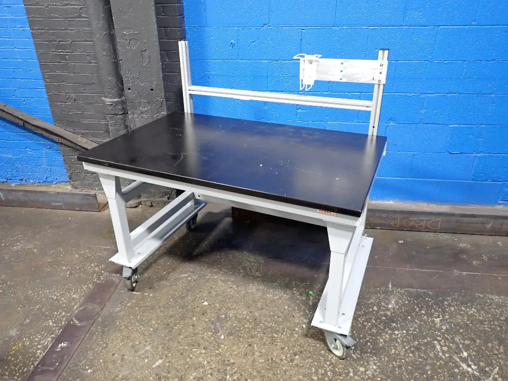 MOBILE WORKBENCH