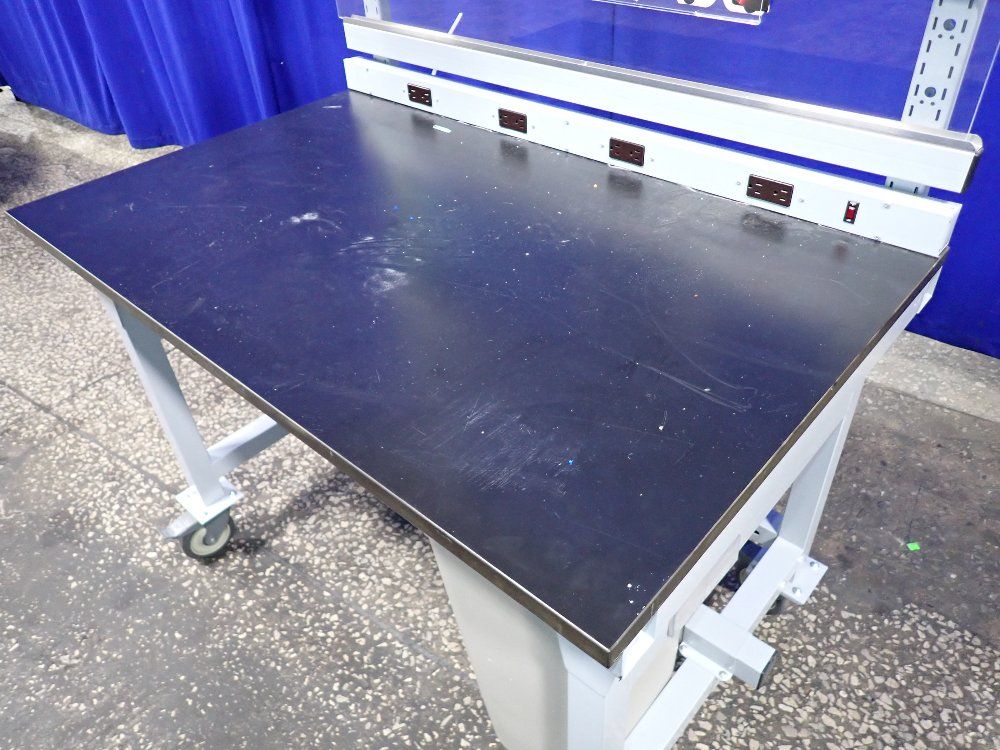  Portable Workbench