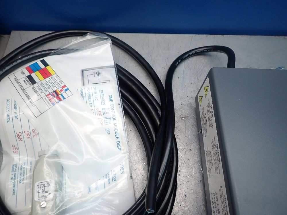 Dme 240 Vac, 10 Amp Temperature Controller. - Ssh-10-22