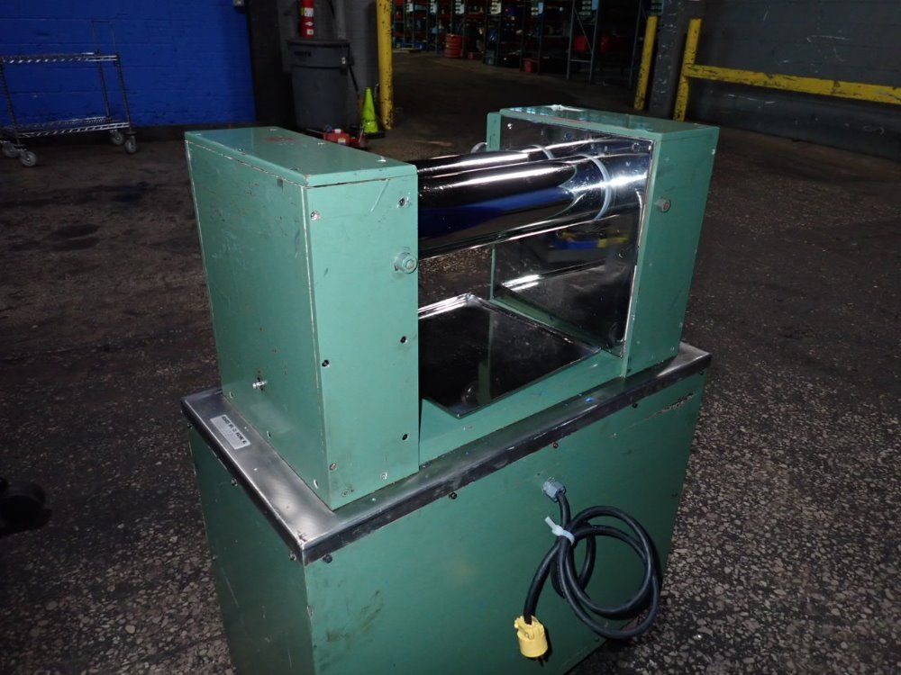 Richards Mfg Co 15" Roll Mill