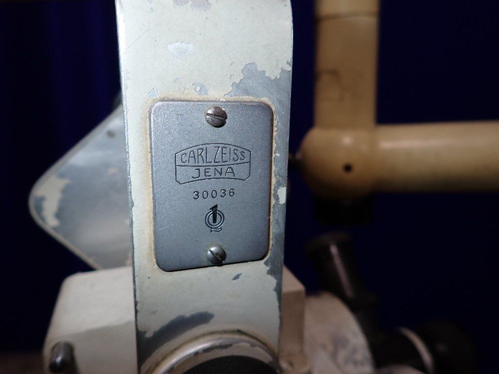 Carl-zeiss Surgical Microscope