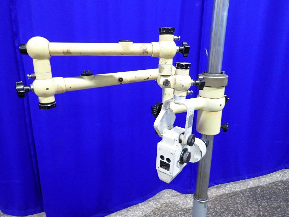 Carl-zeiss Surgical Microscope