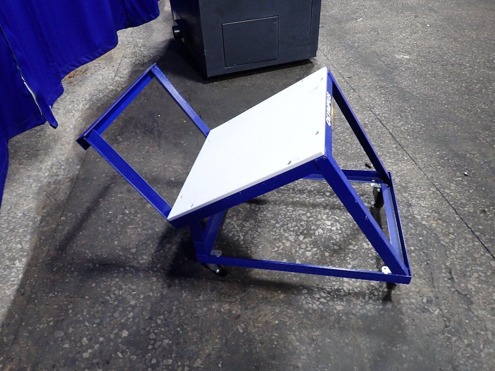 Olympus 22"x22" Cart