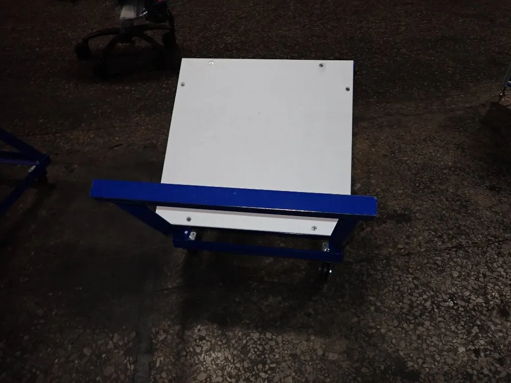 Olympus 22"x22" Cart