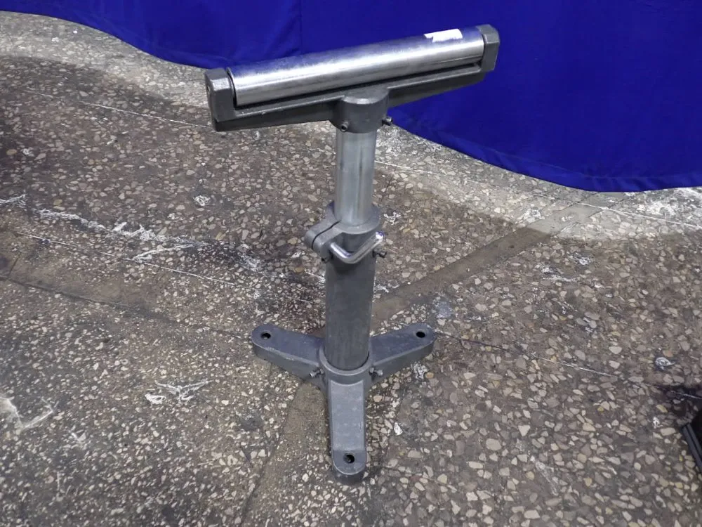 ROLLER STAND