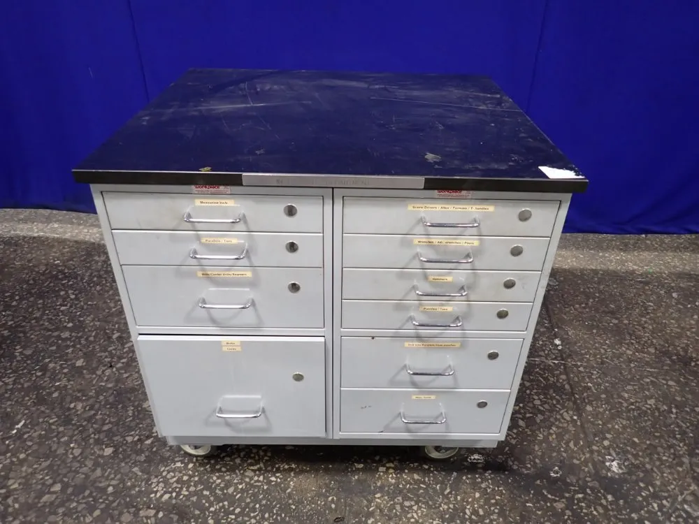 TOOL CABINET