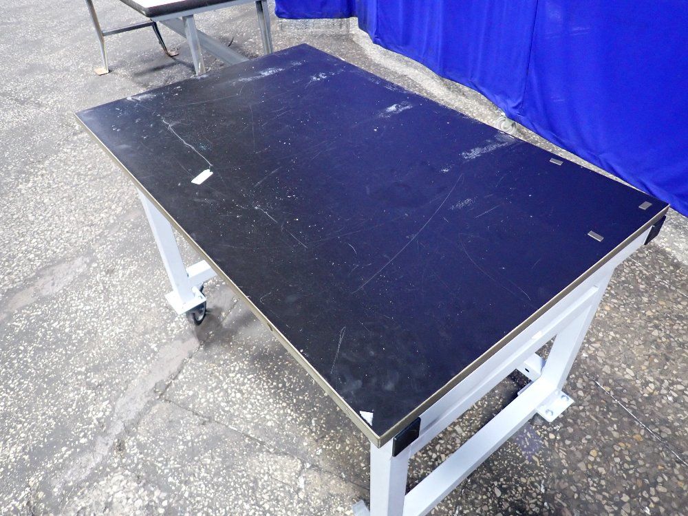 Workplace Mobile Workbench