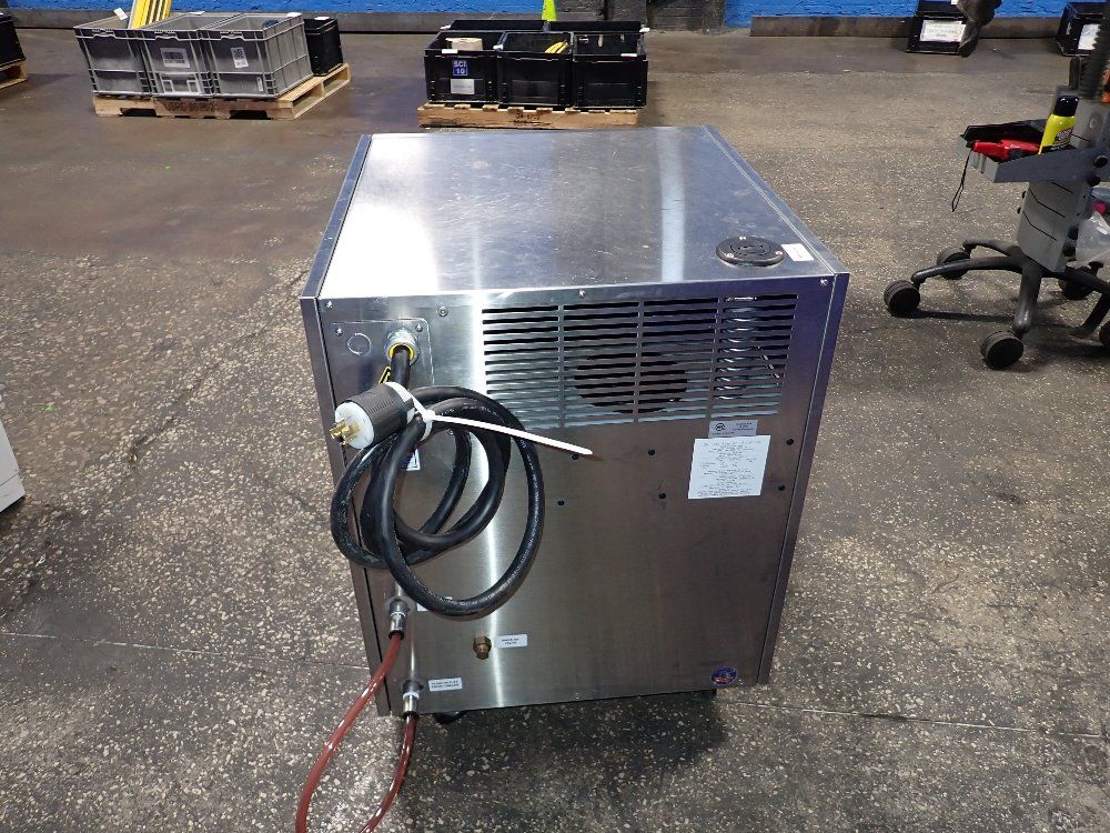 Dimplex Thermal Solutions Chiller