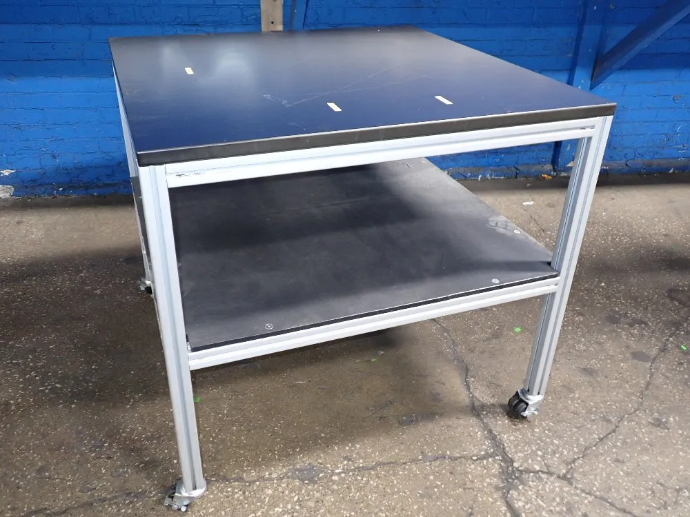 ALUMINUM PORTABLE WORKBENCH