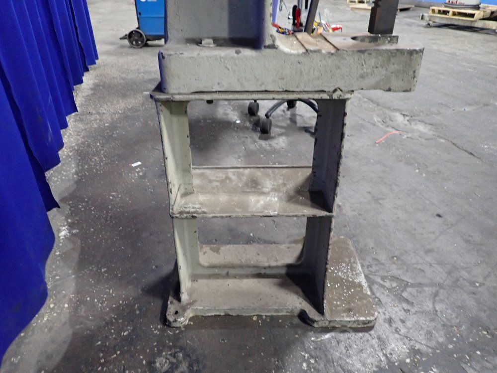 Famco 4 Arbor Press - 4