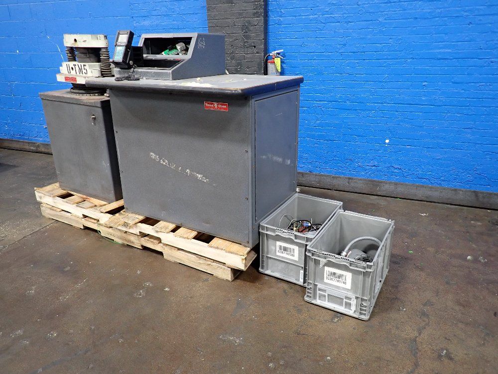 Tinius Olsen Tinius Olsen Testing Machine