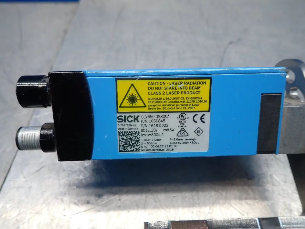 Sick Fixed Mount Barcode Scanner, W/bracket - Clv650-08300a