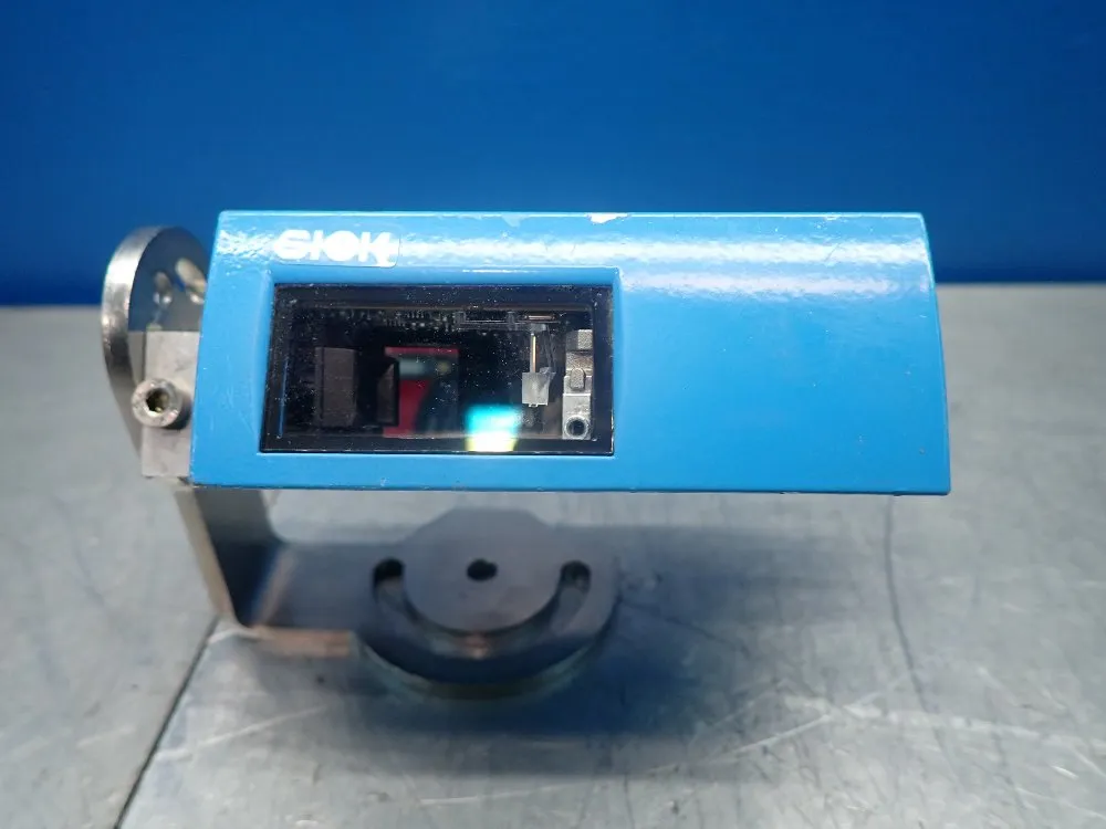 Sick Fixed Mount Barcode Scanner W/bracket... - Clv650-08300a