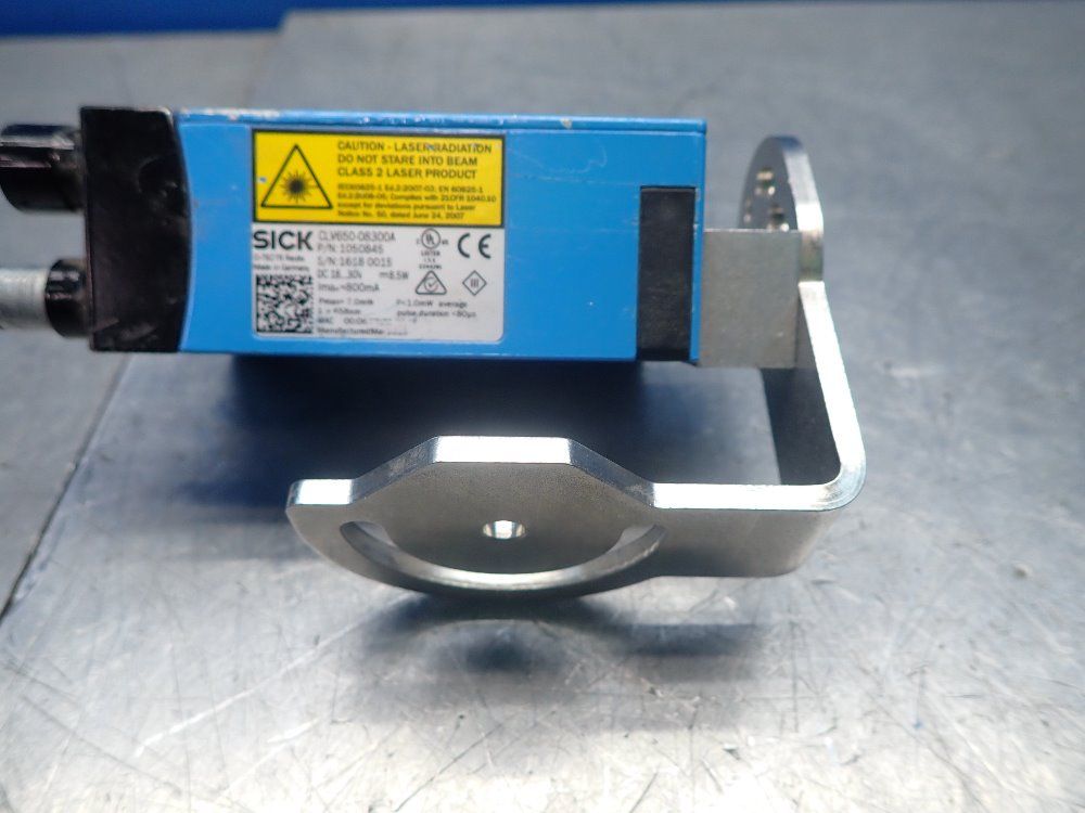 Sick Fixed Mount Barcode Scanner W/bracket... - Clv650-08300a
