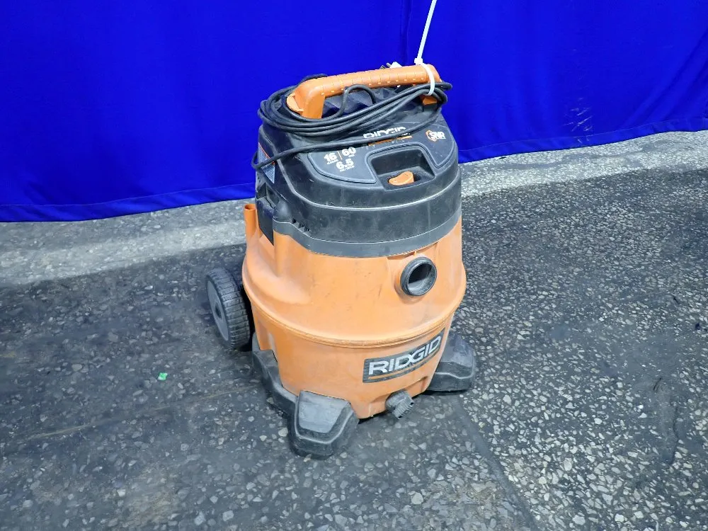SHOP VAC