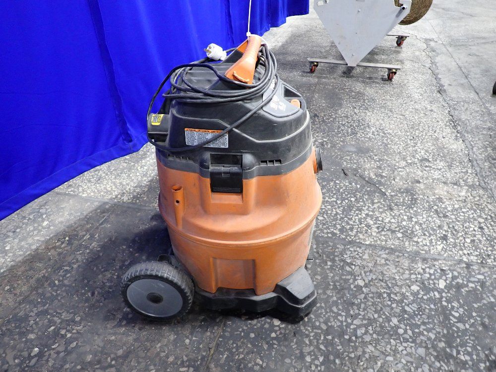 Rigid 16 Gal Shop Vac - Wd18510