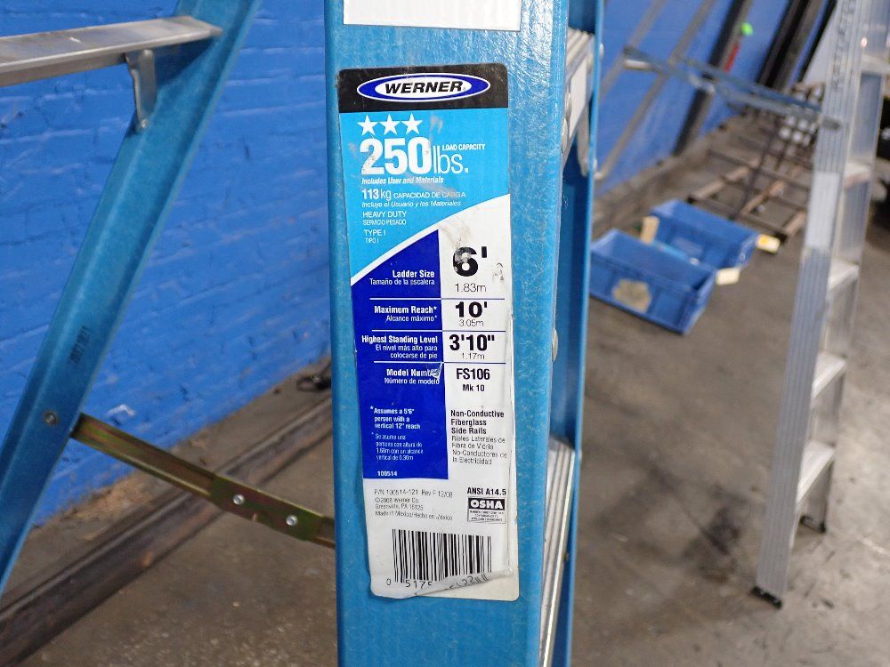 Werner 250 Lbs Ladder - Fs106