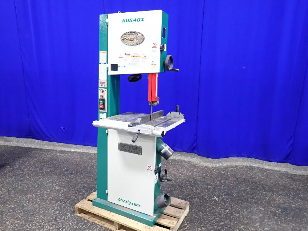 VERTICAL BANDSAW