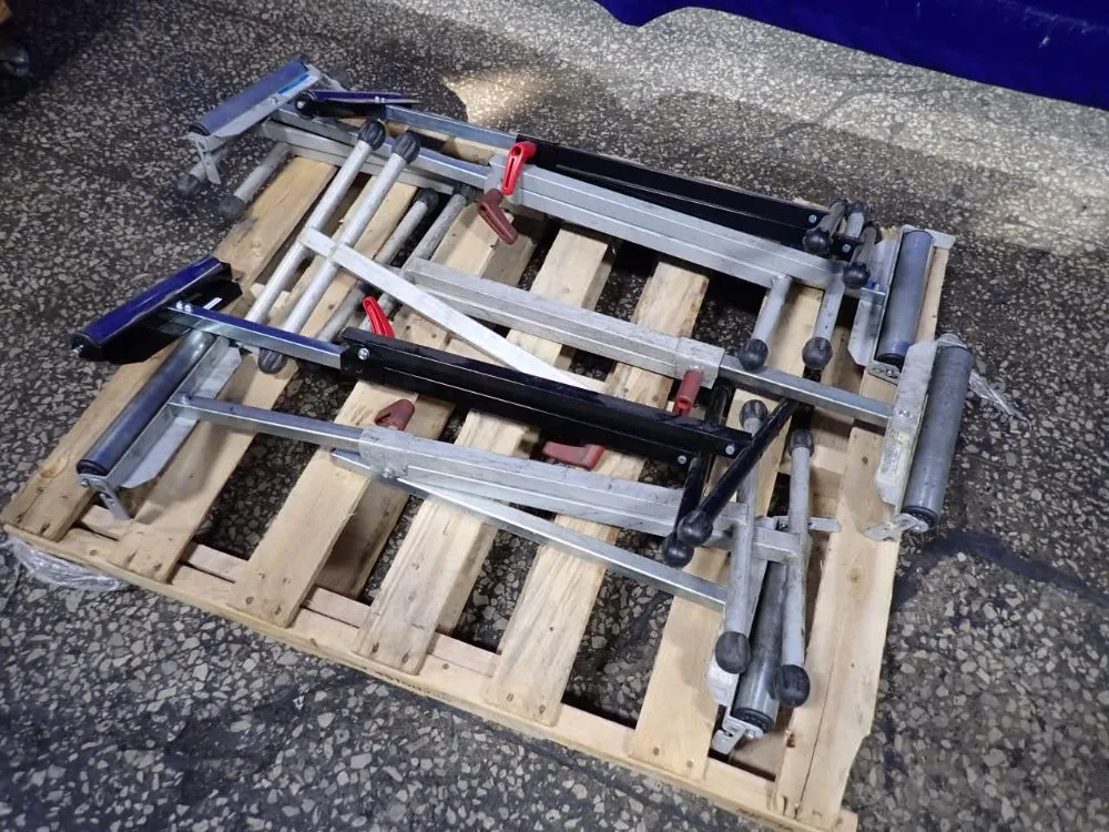 ROLLER STANDS