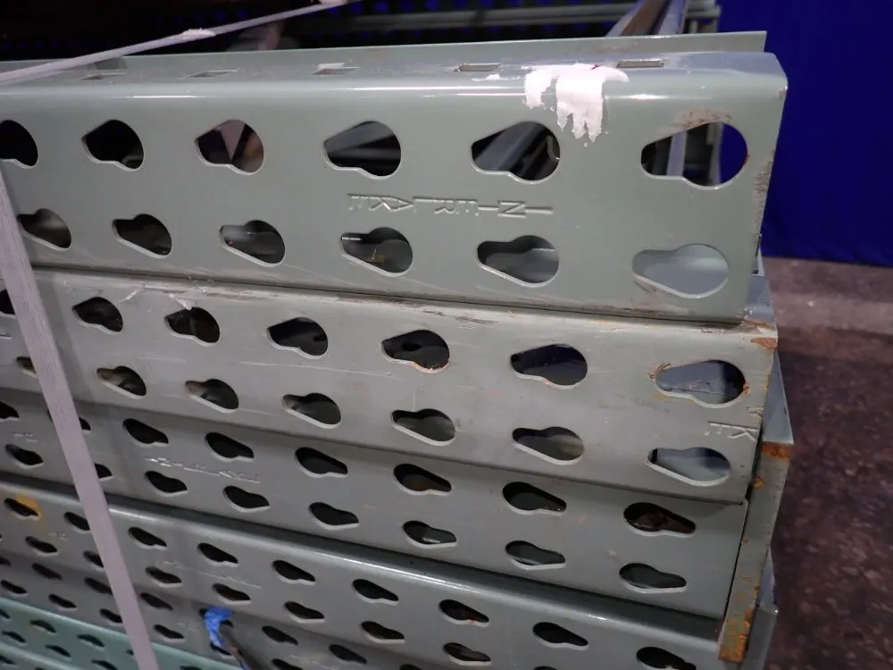 42" X 120" Pallet Racking W/wire Decking