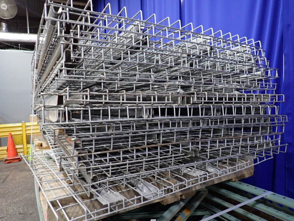 42" X 120" Pallet Racking W/wire Decking