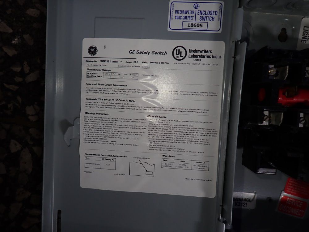 General Electric 30 Amp Non Fusible Disconnect - Tgn3321