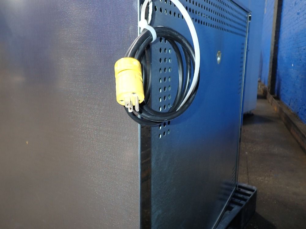 Memmert 572° F Une600 Electric Oven - Une600