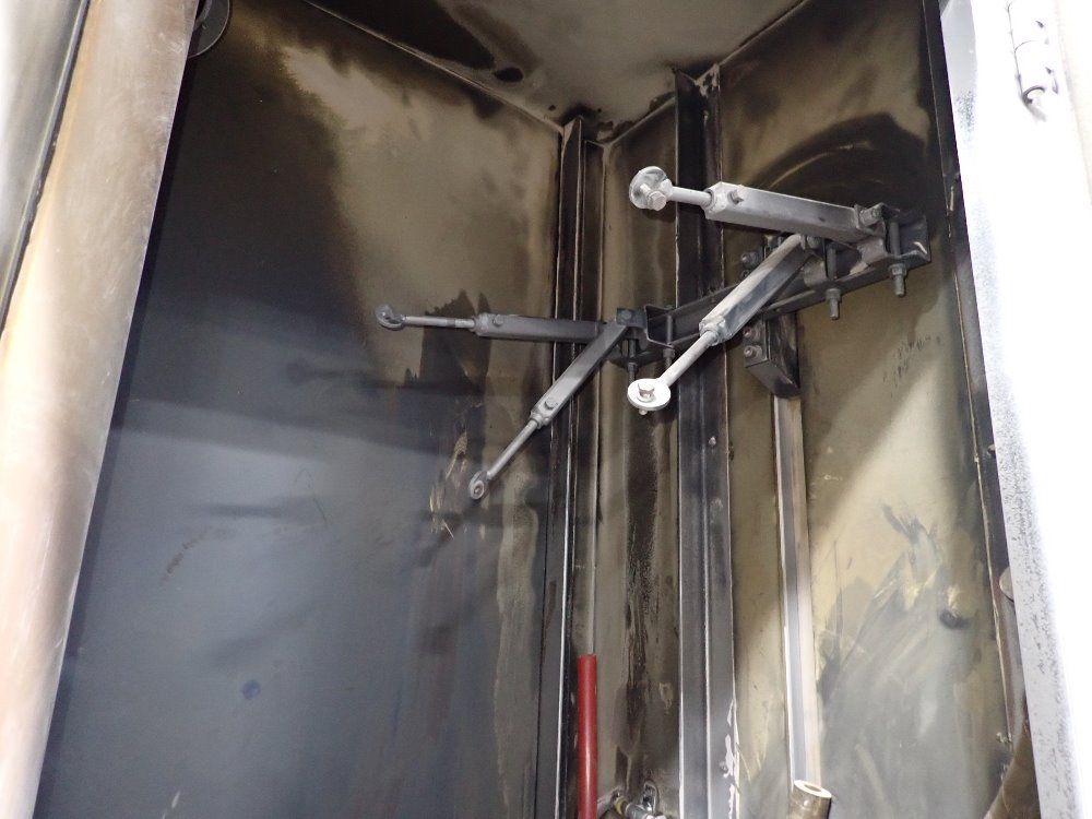 Guyson Corporation 30" X 28" X 53" Guyson Rxs-400 Blast Cabinet - Rxs-400