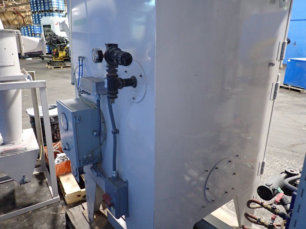 Guyson Corporation 30" X 28" X 53" Guyson Rxs-400 Blast Cabinet - Rxs-400