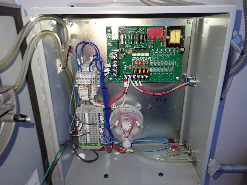 Guyson Corporation 30" X 28" X 53" Guyson Rxs-400 Blast Cabinet - Rxs-400