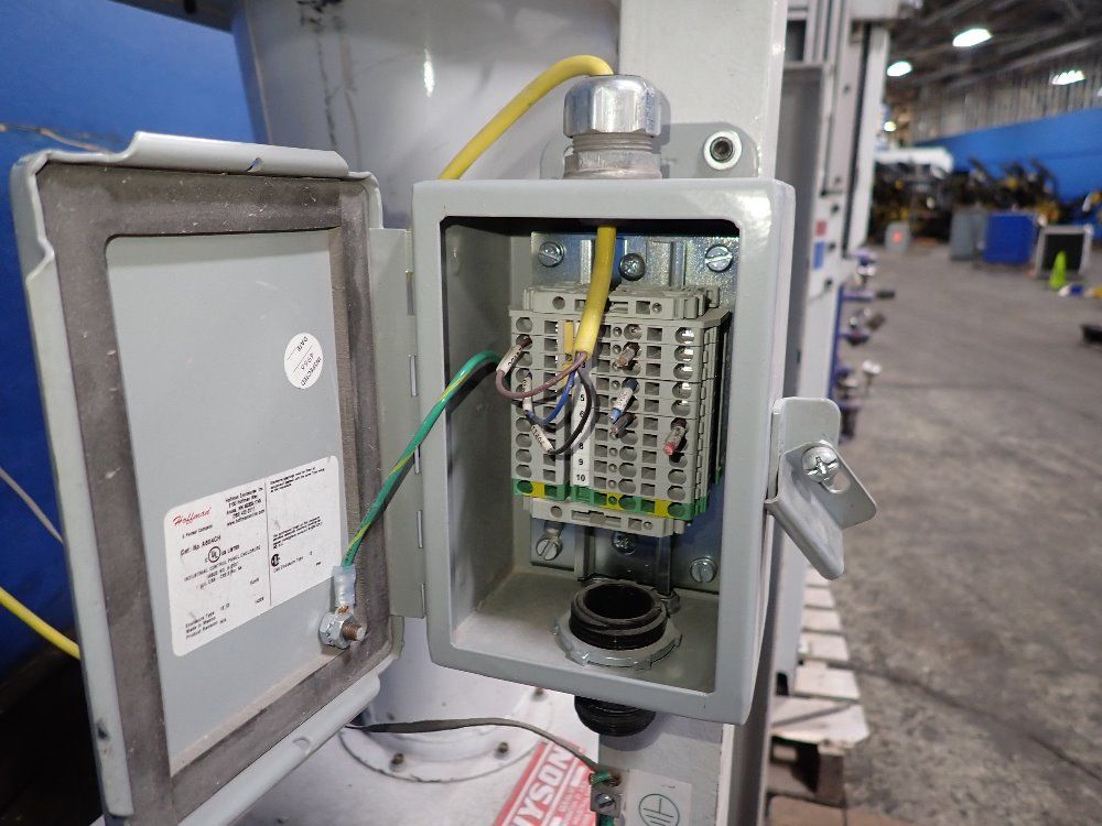 Guyson Corporation 30" X 28" X 53" Guyson Rxs-400 Blast Cabinet - Rxs-400