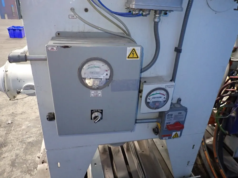 Guyson Corporation 30" X 28" X 53" Guyson Rxs-400 Blast Cabinet - Rxs-400