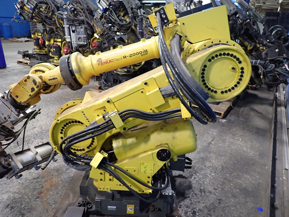 Fanuc 2012 Fanuc R2000ib210f Robot