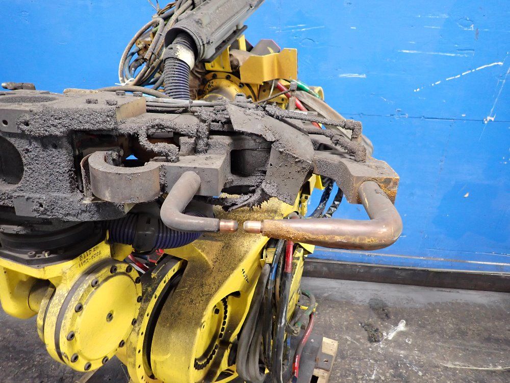Fanuc 2014 Fanuc R2000ib210f Robot