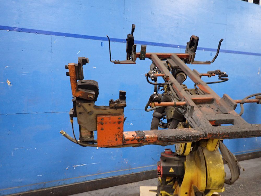 Fanuc 2011fanuc R2000ib210f Robot 